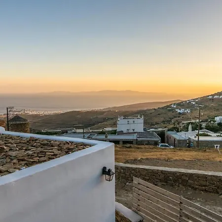 Villav Triandaros (Tinos)