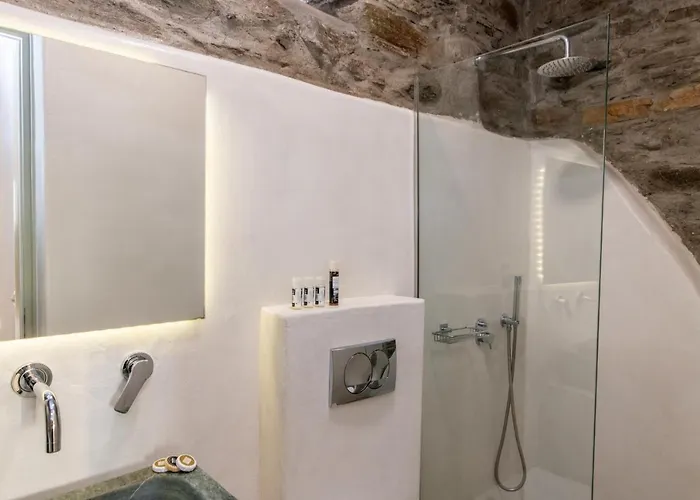 Villav * Triandáros